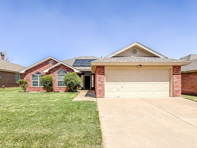 Photo - 4 bedroom 2.5 bathroom house in Cooper ISD with Solar!!