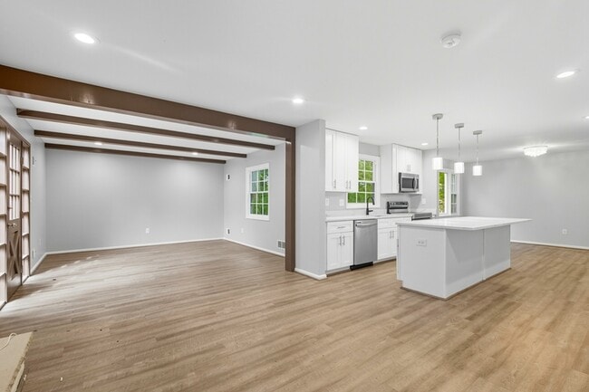 Photo - 13314 Vanessa Ave