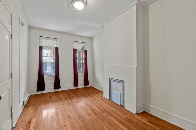 Photo - 3727 N 16th St