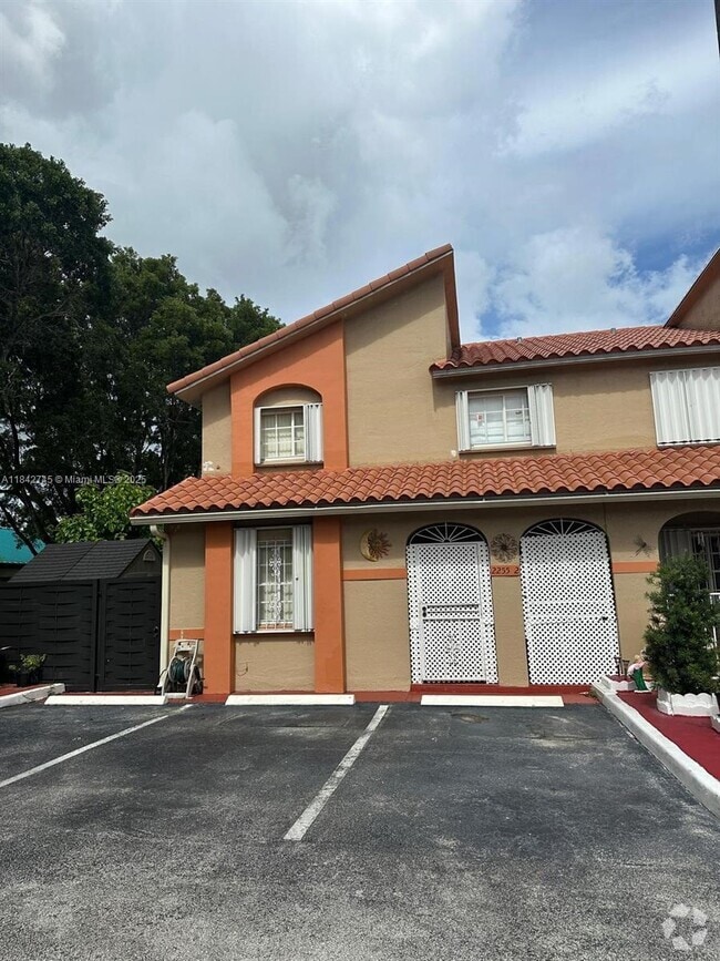 Building Photo - 2255 W 69th St Rental