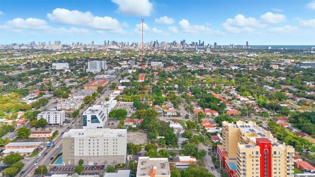 Photo - 104 SW 40th Ave