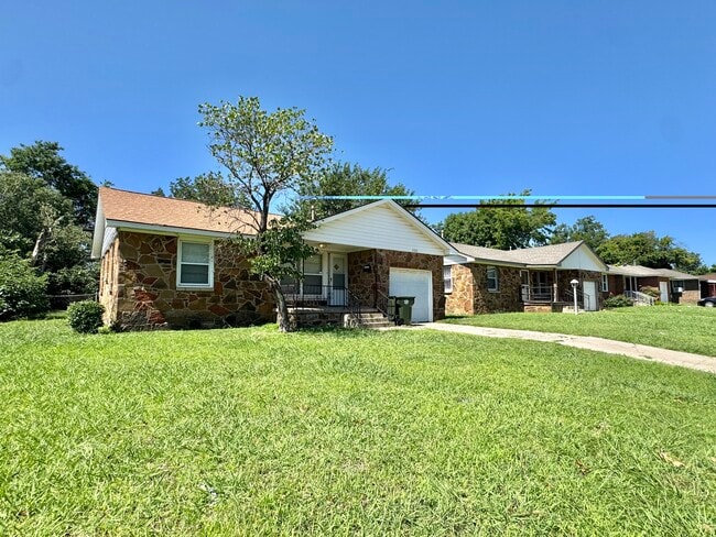 252 E Coe Dr