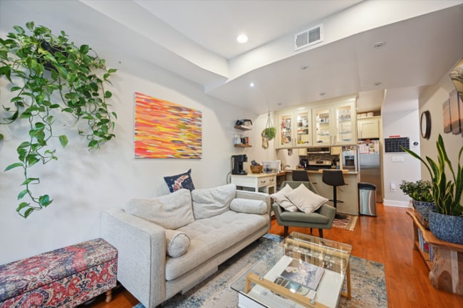 Photo - 43 Hanover Pl NW Unit #2