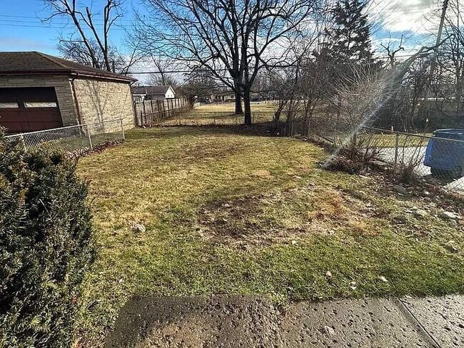 Photo - 962 Salisbury Rd