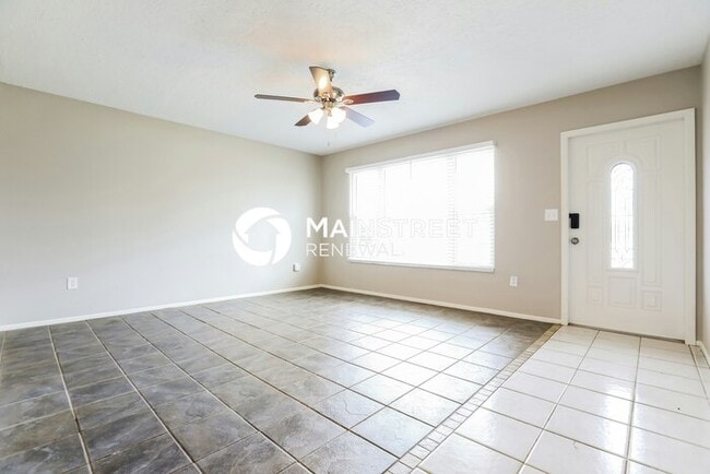 3 Bedroom Pet-Friendly Home in PORT CHARLOTTE, FL with Main Street Renewal