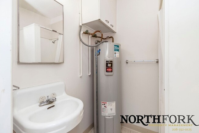 Photo - 615 Dearborn St Unit #3