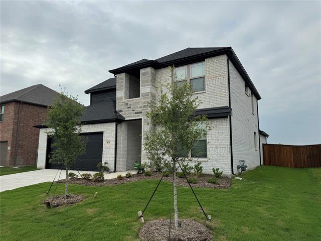 831 Rosebud Trl