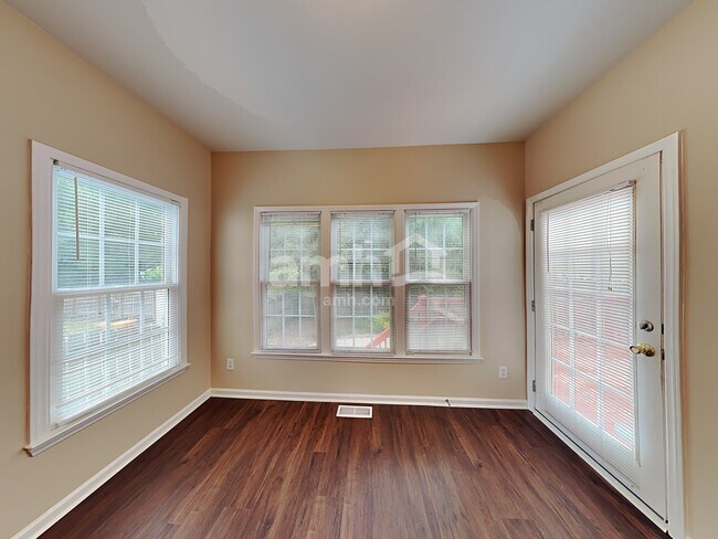 Photo - 5702 Myakka Ct