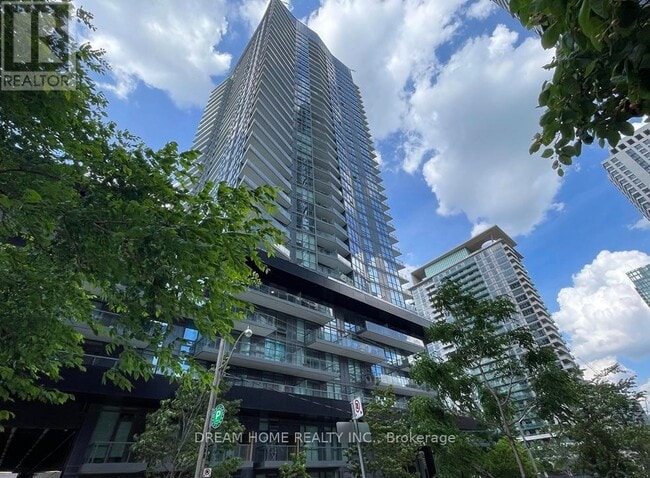 Photo - 30 Roehampton Ave Unit 2902