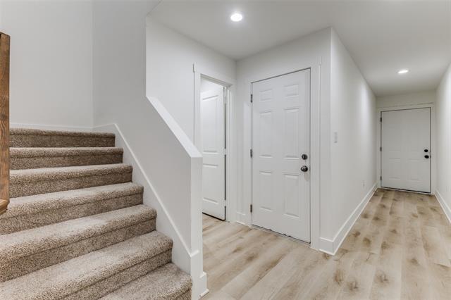 Photo - 5518 Loving Dr