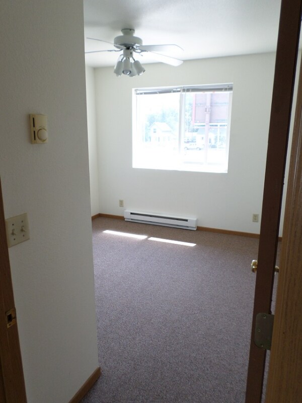 Photo - 560 Main St Unit 3