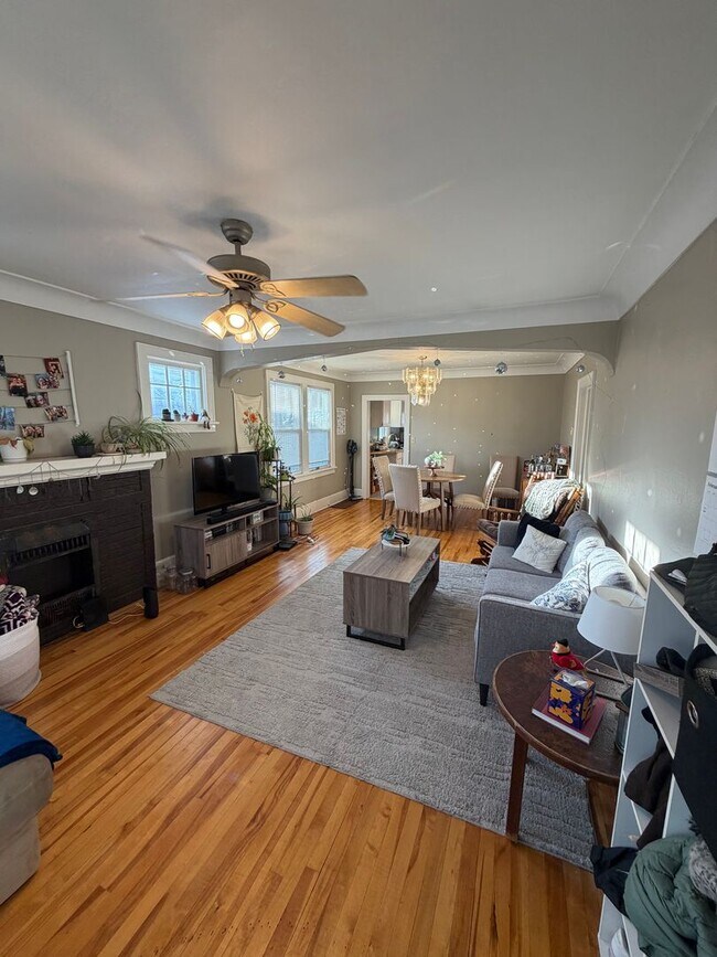 Photo - AVAILABLE JUNE - Beautiful 4 Bed 1 Bath Near UMD