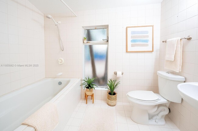 Photo - 3850 Crawford Ave