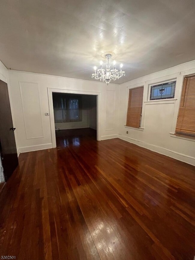 Photo - 577 Tremont Ave