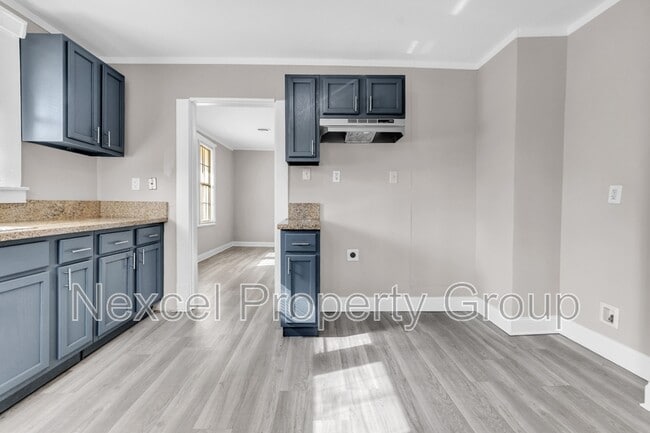 Photo - 580 Josephine St