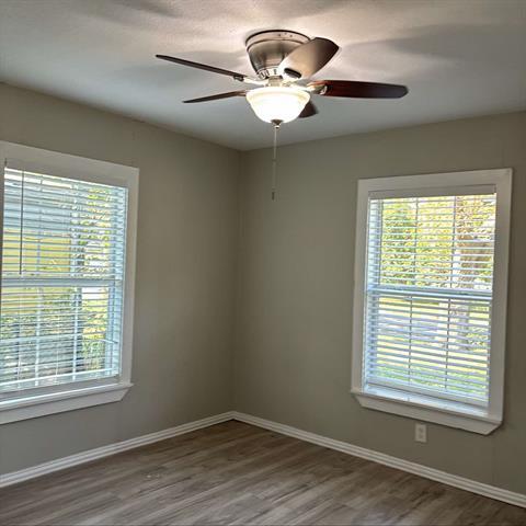 Photo - 405 N Carr Ave