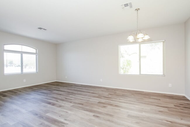 Photo - 27309 N 84th Dr