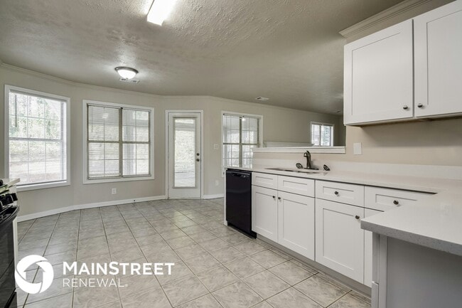 Photo - 742 Riverlanding Dr