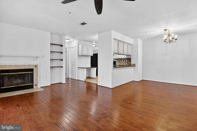 Building Photo - 12201 Eagles Nest Ct Unit G