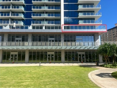 Unidad de esquina con amplio patio privado - 1500 Rycroft St Unidad 312R