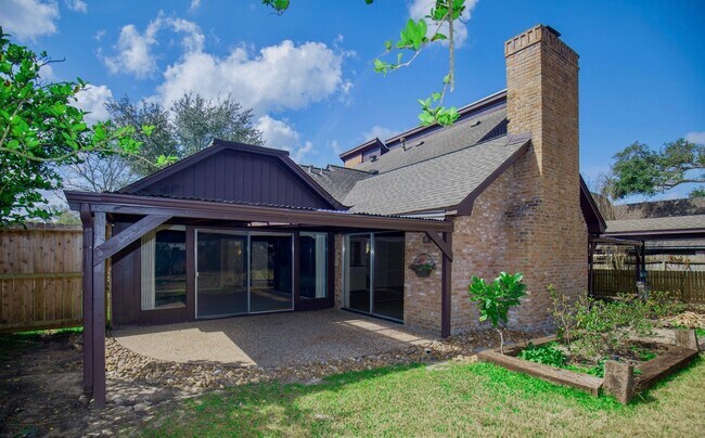 Photo - 3903 Kiamesha Dr