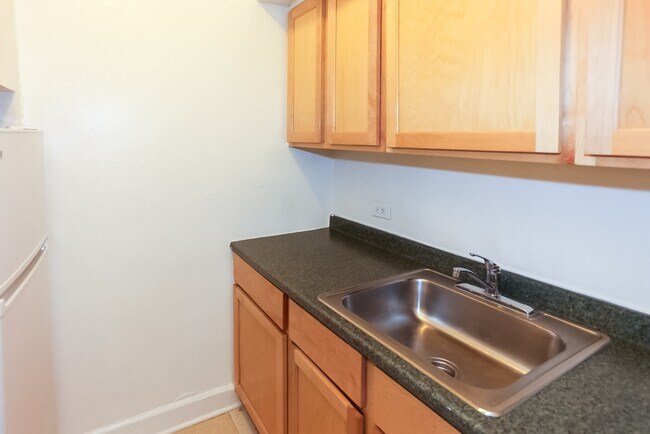 Photo - 541 W Arlington Pl Unit 512