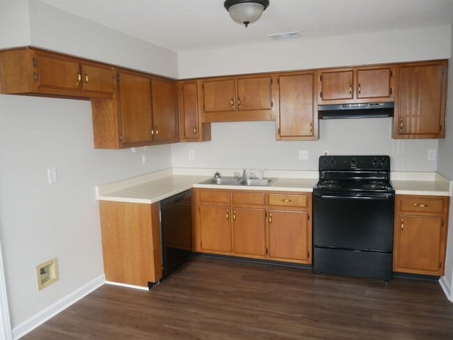 Photo - 6525 Lynnfield Rd