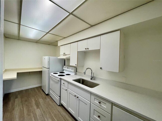 Photo - 401 1st Ave NE