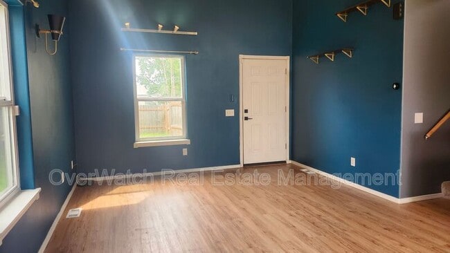 Photo - 1028 E 8th Ave