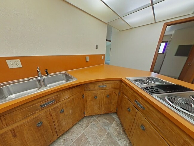 Photo - Charming 4 Bedroom House ~ Albany