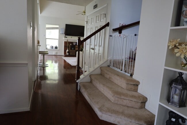 Photo - 3223 Autumn Bridge Ln