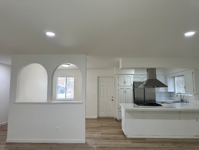 Photo - 1038 S Kent Ct