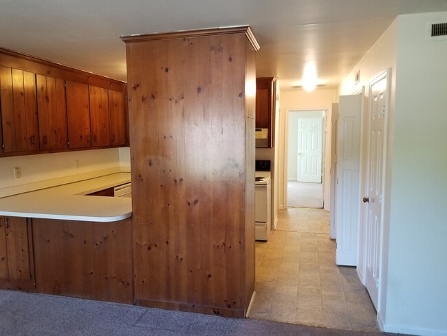 Photo - 2530 Cedarwood Dr Unit B-11: 2530