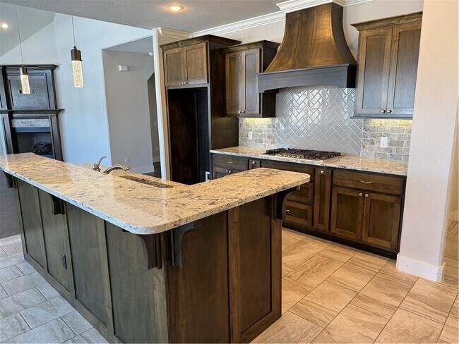 Photo - 2202 NE Steinbeck Dr