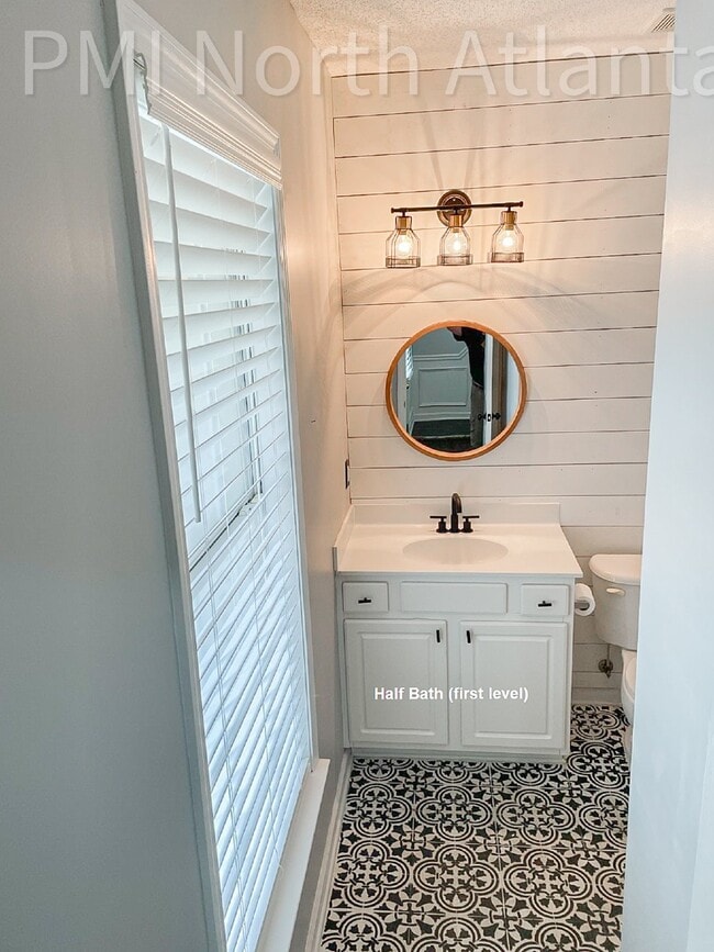 Photo - End Unit Townhome~