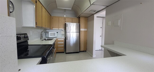 Photo - 3701 N Country Club Dr Unit 807