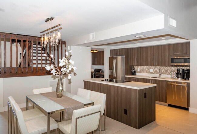 Photo - 293 Old Meadow Way