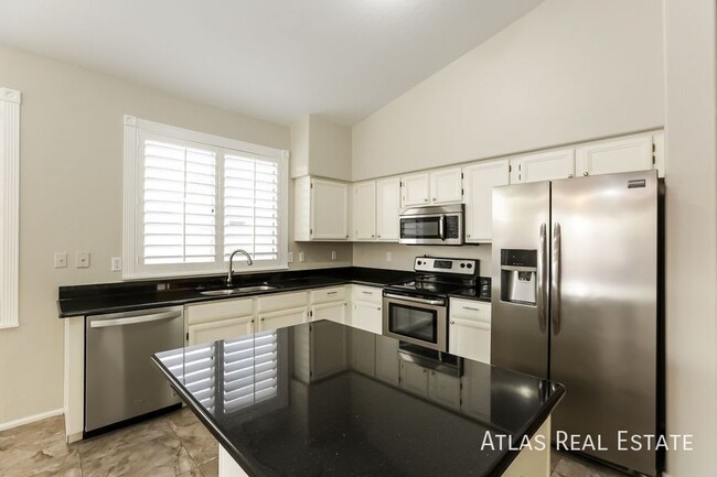 Photo - 931 N Beck Ct