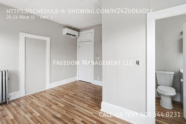 Photo - Your Hudson Home Awaits – 2 Bedrooms, Free Application, Pet Friendly Unit 1