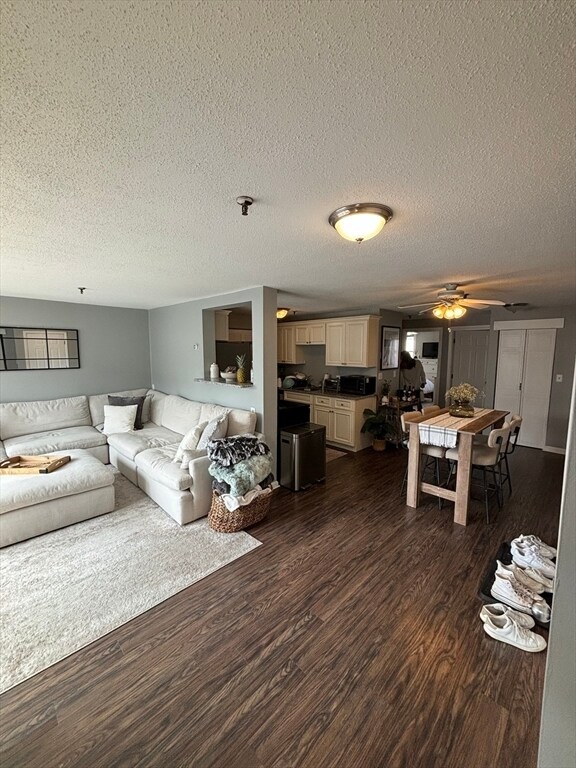 Photo - 128 Tudor St Unit C