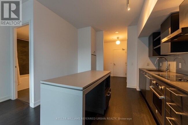 Photo - 1030 King St W Unité Ph17