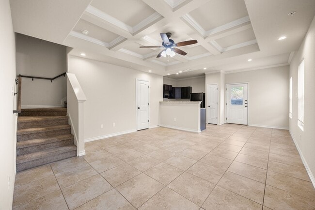 Photo - AVAILABLE NOW! Nice 3 bedroom townhouse located in Northeast San Antonio!