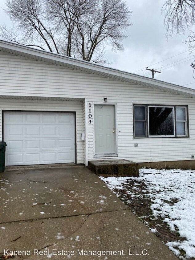 Photo - 1103 Hollywood Blvd