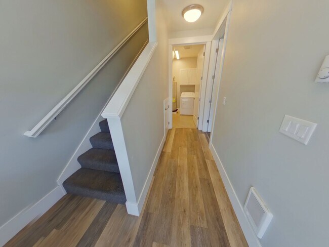 Photo - The Ty Unit 1544