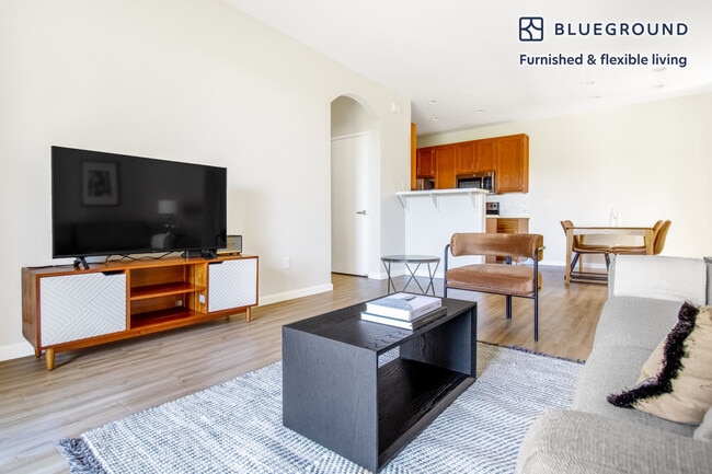 Photo - 20661 Forge Way Unidad FL2-ID572