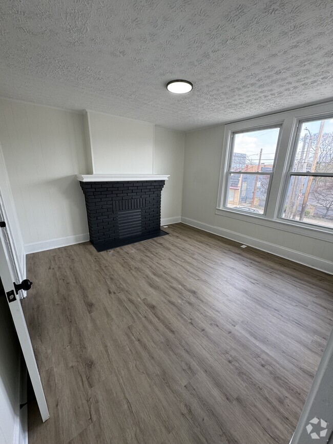 Building Photo - 2505 Cleveland Ave Rental