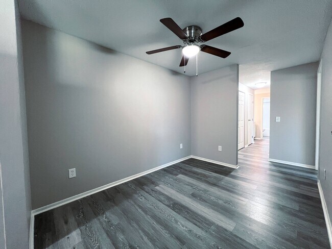 Stoney Creek Apartments