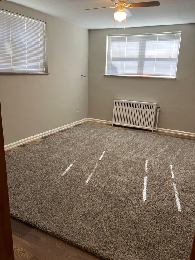 LIVING ROOM - 4322 Schenck Ave Unit #1