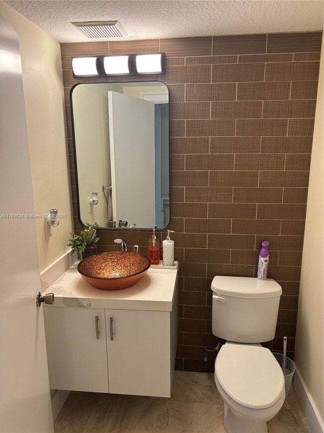 Photo - 2179 Anchor Ct