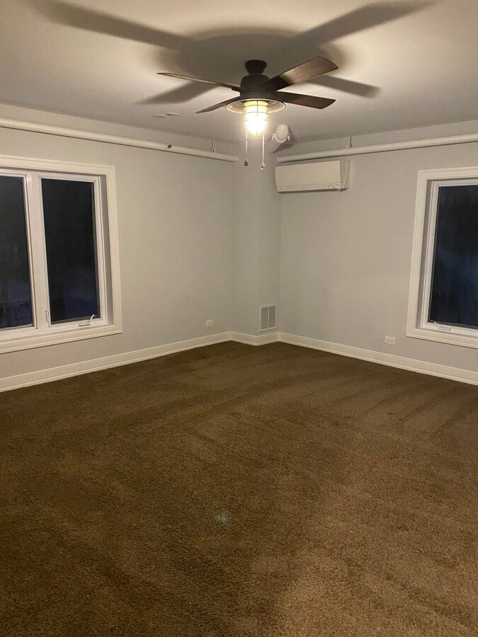Photo - 850 N State St Apartments Unit 205